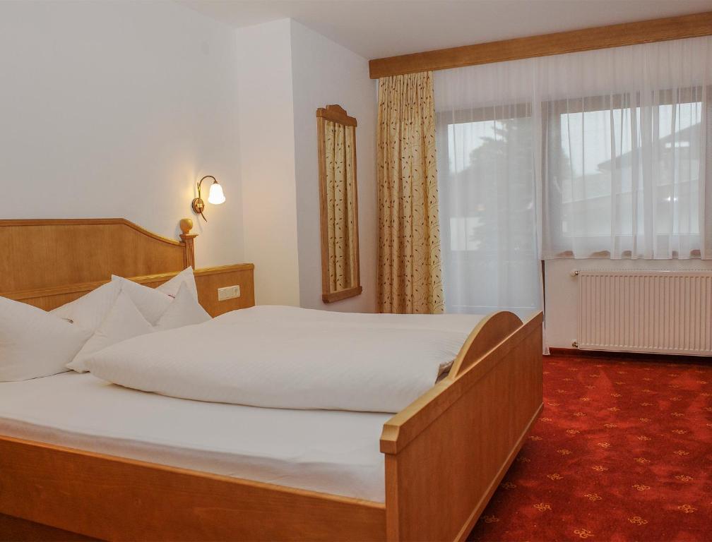Pension Pichler Leutasch Room photo