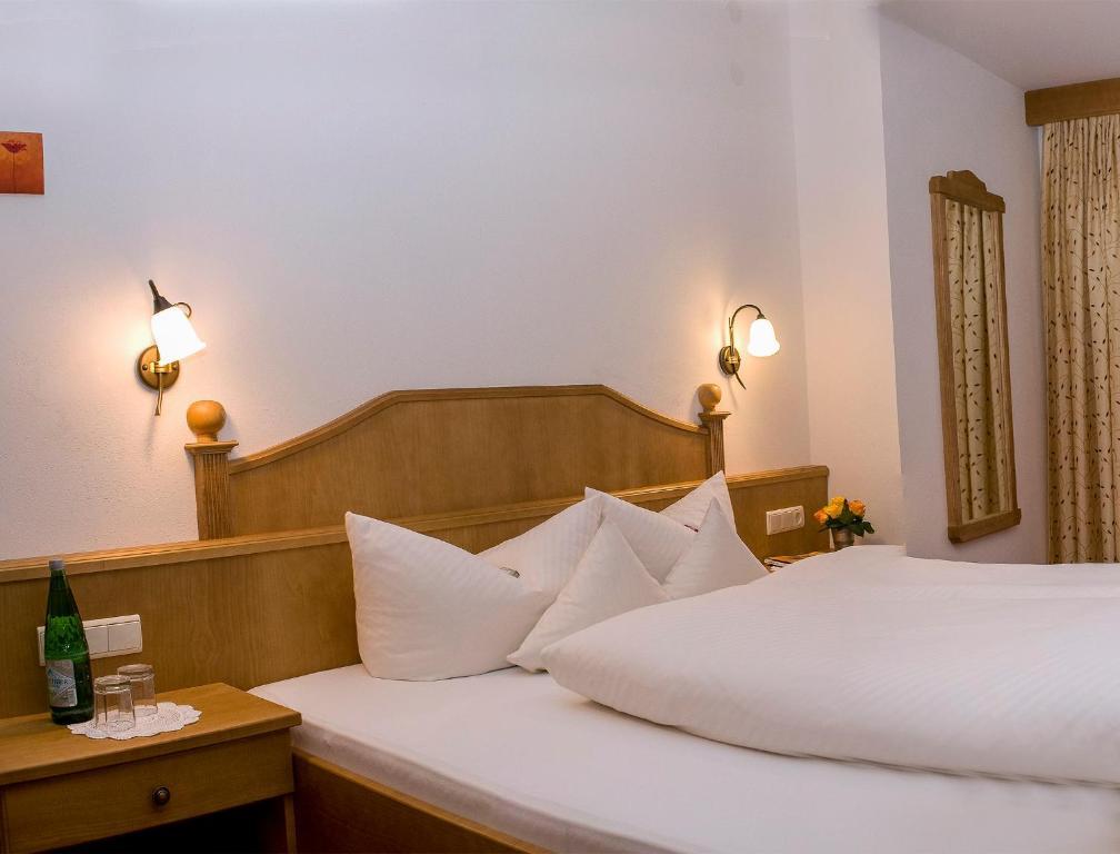 Pension Pichler Leutasch Room photo